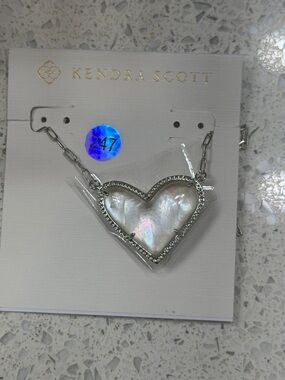 Kendra Scott Silver Heart Pendant Necklace with Iridescent Mother-of-Pearl